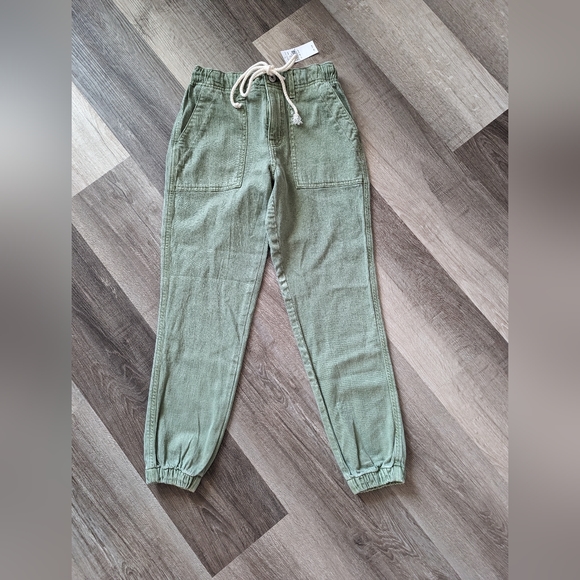 American eagle - Picture 3 of 4